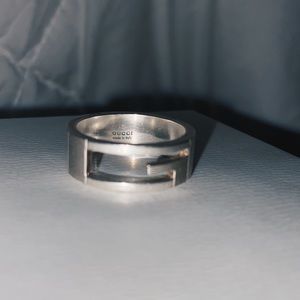 Gucci ring size 10